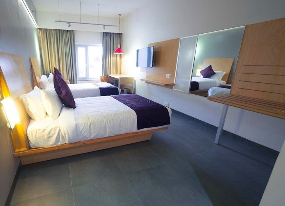 Vijayawāda Hotel Aira מראה חיצוני תמונה