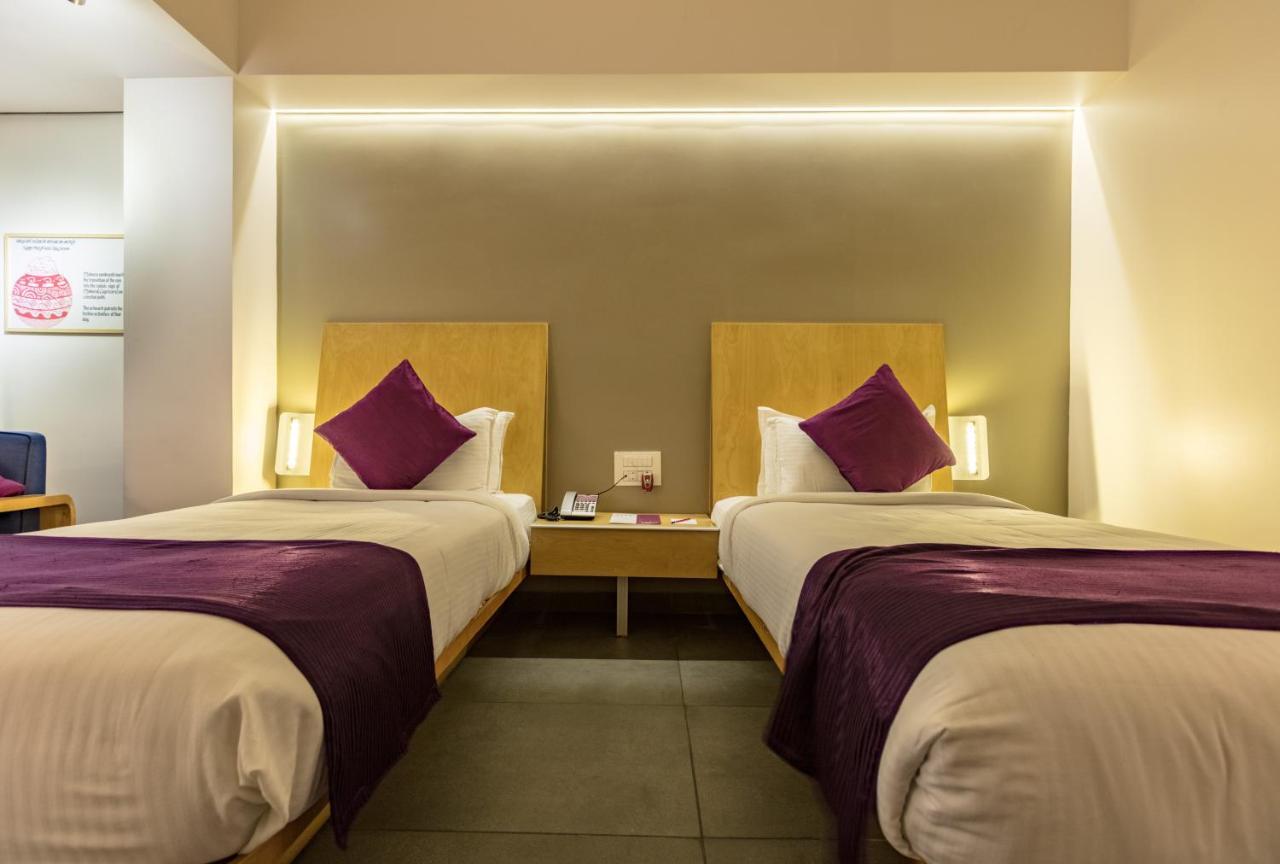 Vijayawāda Hotel Aira מראה חיצוני תמונה