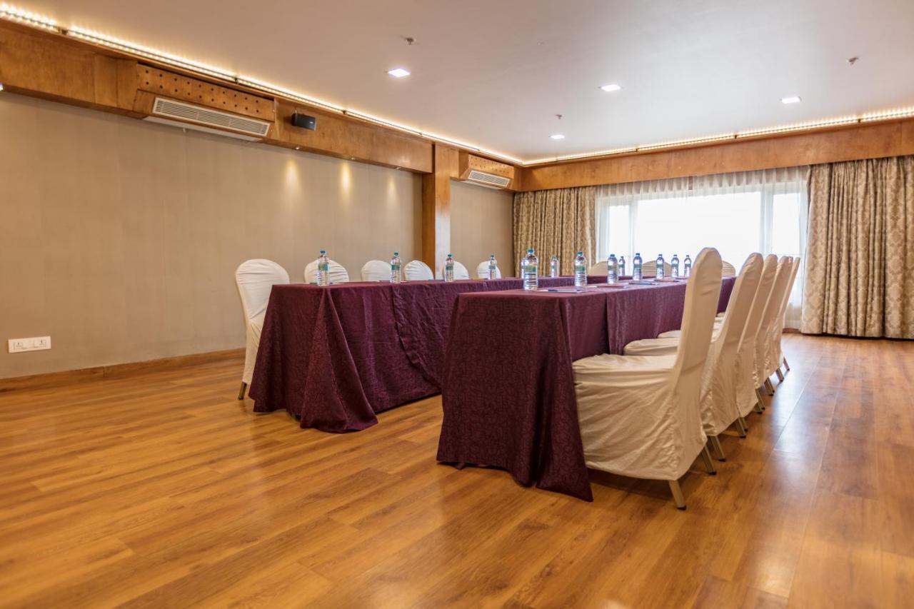 Vijayawāda Hotel Aira מראה חיצוני תמונה