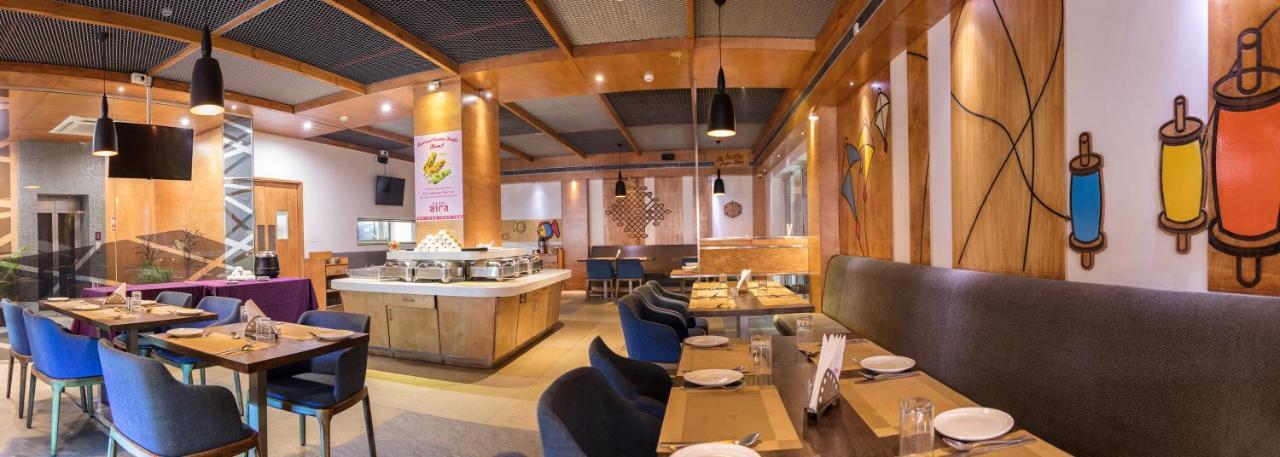 Vijayawāda Hotel Aira מראה חיצוני תמונה