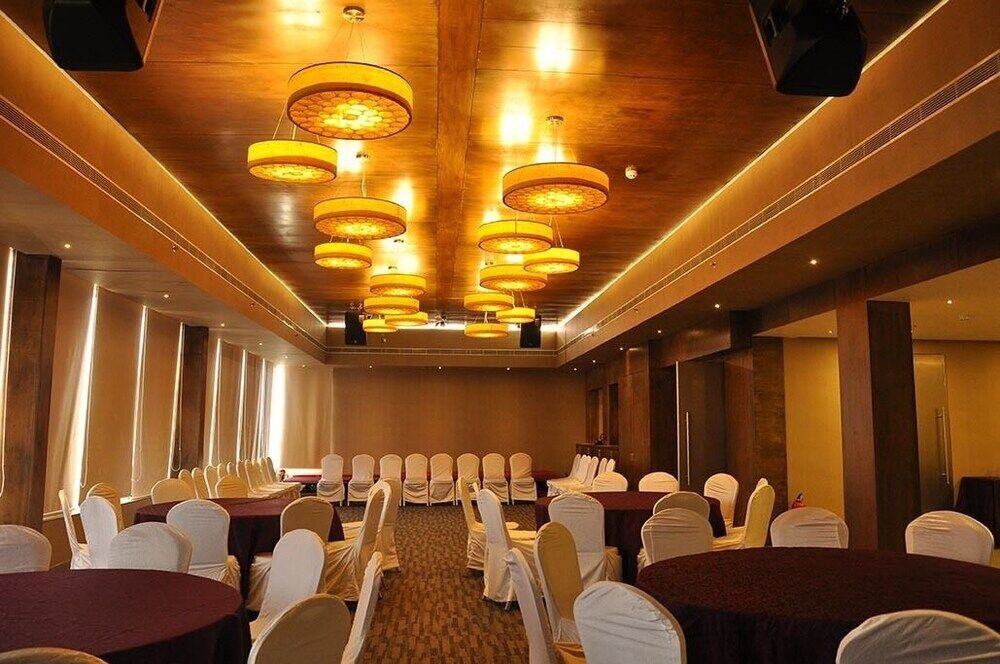 Vijayawāda Hotel Aira מראה חיצוני תמונה